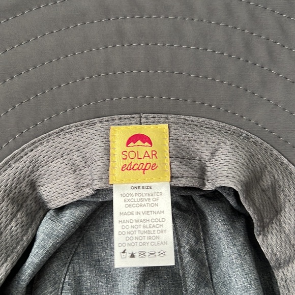 Solar Escape Sun Protection UV Explorer Gray Unisex Hat (One Size - Adjustable) - Picture 8 of 8